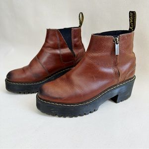 Dr. Martens Rometty II Butterscotch Heeled Platform Chunky Chelsea Boots Size 38